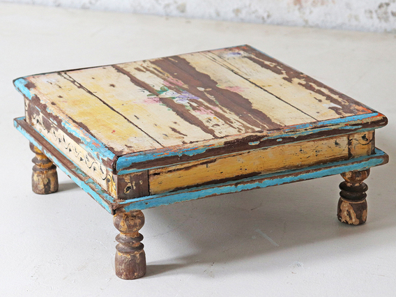 Old Painted Bajot Table Cream