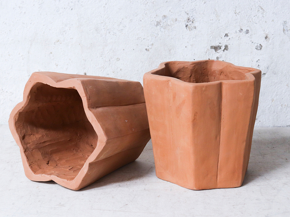 Star Terracotta Plant Pot Large