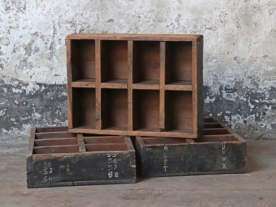 Vintage Wooden Tray (4,6 or 8 compartments) 4 Compartments
