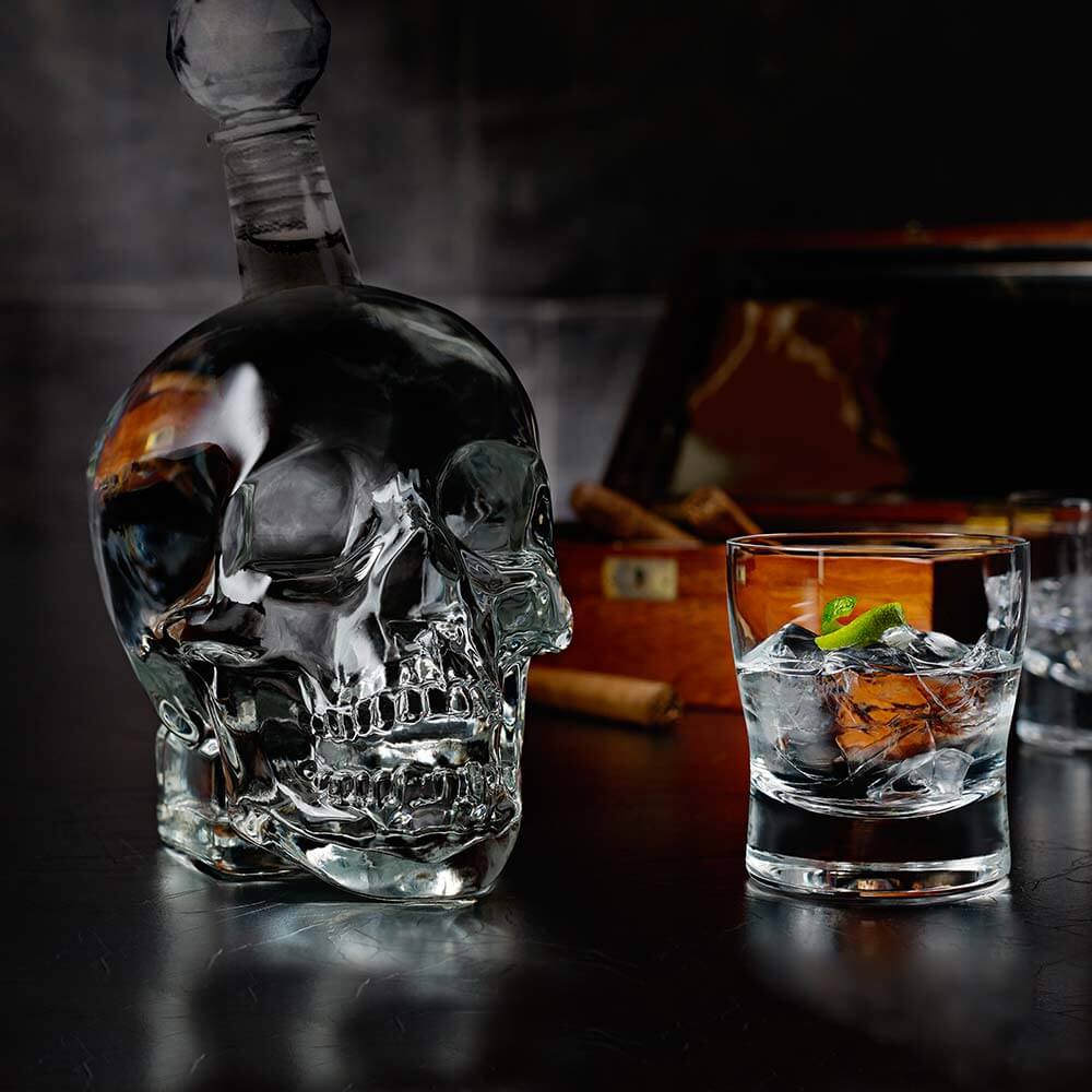 Skull Bottle - 1L (03846)