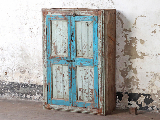 Two-tone Vintage Cupboard Blue