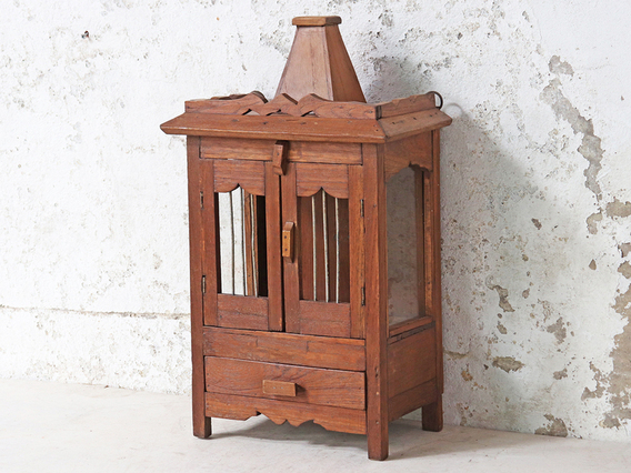 Traditional Temple Stand Medium