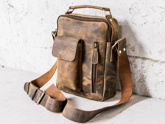 Men's Leather Shoulder Bag - The Indy
