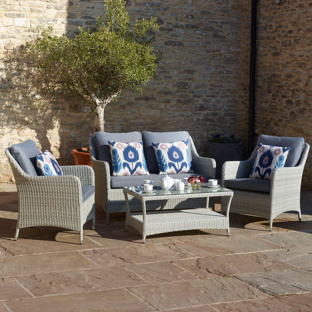 2021 Bramblecrest Tetbury 2-Seat Sofa Set With 2 Sofa Chairs & Coffee Table - Cloud