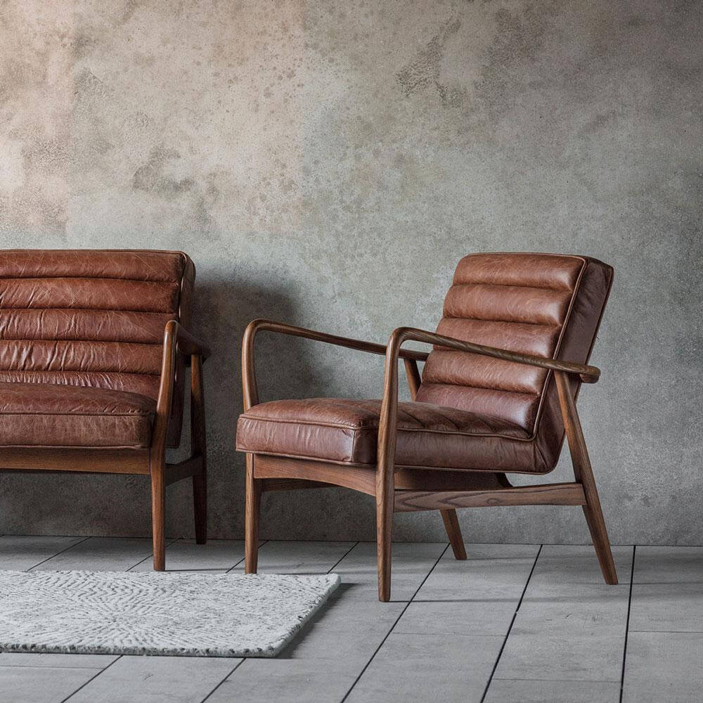 The Leather Armchair in Antique Brown