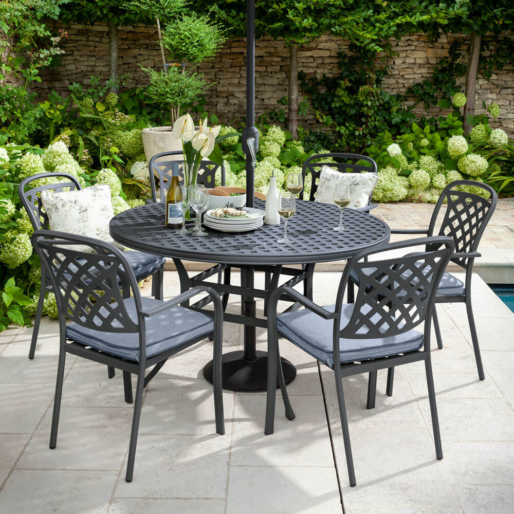 2021 Hartman Berkeley 6 Seat Garden Dining Set With Round Table & Parasol - Antique Grey/Platinum