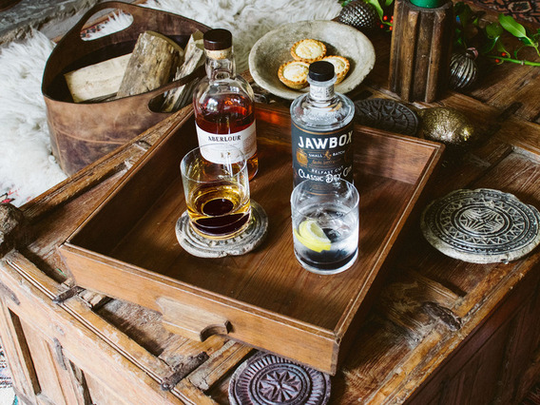 Vintage Wooden Tray – Medium Brown