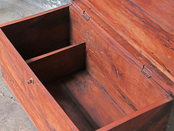 Old Rustic Chest Brown