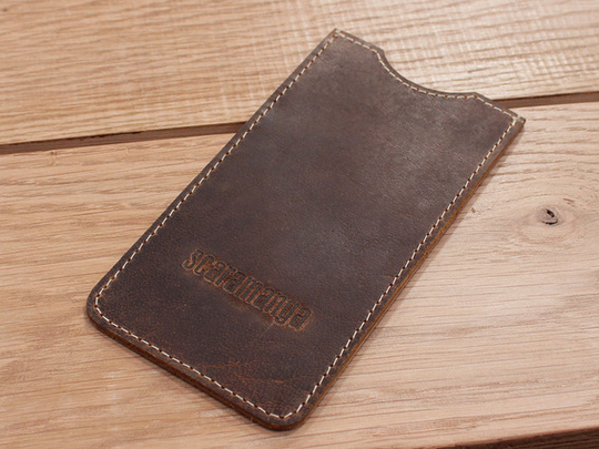 Leather Smartphone Sleeve Brown