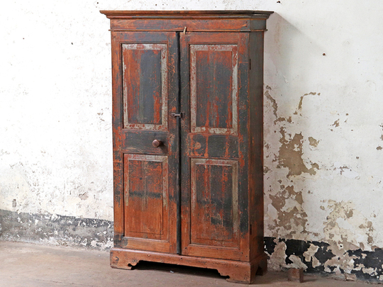 Vintage Wardrobe Brown