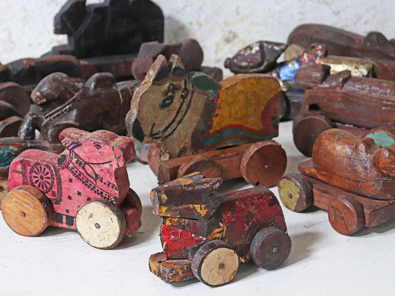 Vintage Wooden Nandi Cow - Small Multi